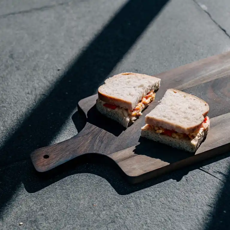 assembling masters pimento cheese sandwich